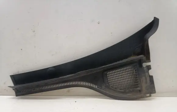 Wiper trim