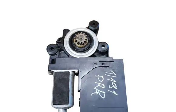 Volvo S40 Front door window regulator motor 31295175AA 976593110 5WK48980L