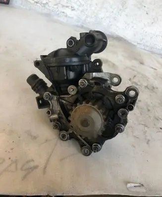 Opel Grandland X Water pump Z16001023