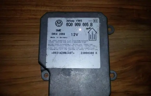 Volkswagen PASSAT B5 Airbag control unit/module 6Q0909605B 5WK42869