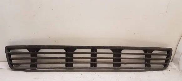 Audi A4 S4 B5 8D Front bumper lower grill 8D0807683