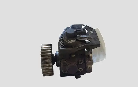 Peugeot 5008 Fuel injection high pressure pump 0445010102 9683703780