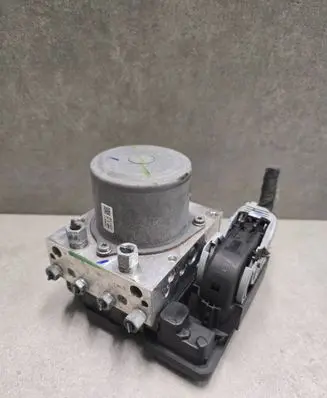Nissan Leaf II (ZE1) ABS Pump TD8417 AMBQ18 X261729