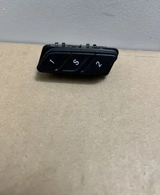 Chrysler Pacifica Seat memory switch 68258708AB
