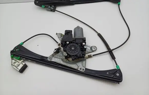 Audi A4 S4 B5 8D Front door window regulator with motor 8D0959801D 8D0837397C