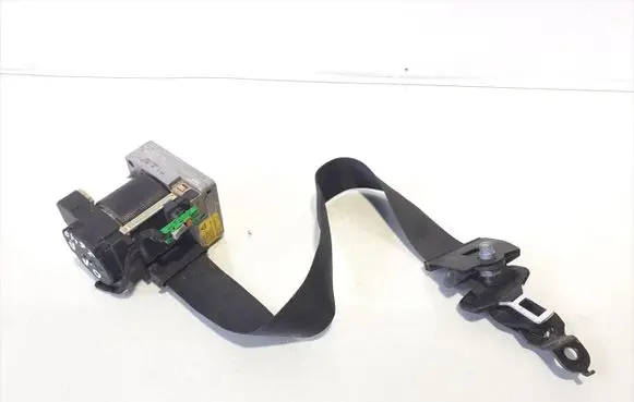 BMW X3 E83 Front seatbelt 2018680222