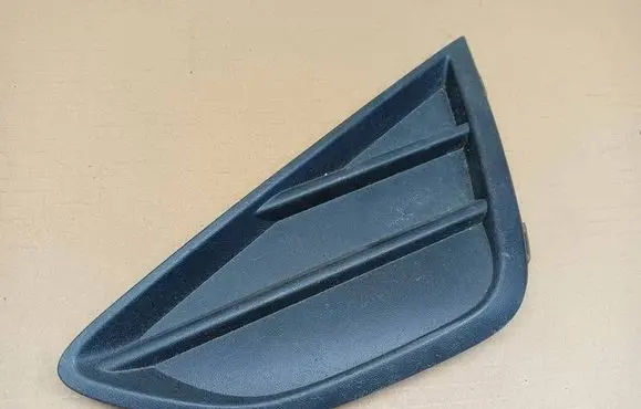 Volkswagen Arteon Front bumper lower grill 3G8853212
