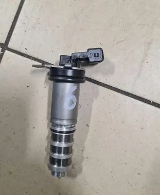BMW 7 F01 F02 F03 F04 Camshaft vanos timing valve 8605123 11368605123