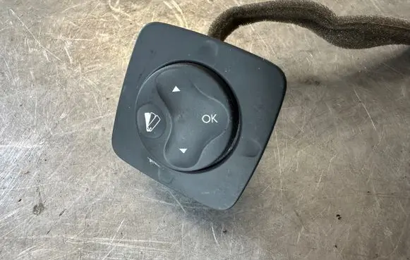 Renault Scenic III - Grand scenic III Other switches/knobs/shifts 283950001R