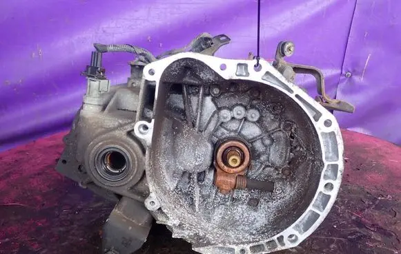 Hyundai i10 Manual 5 speed gearbox MA1569