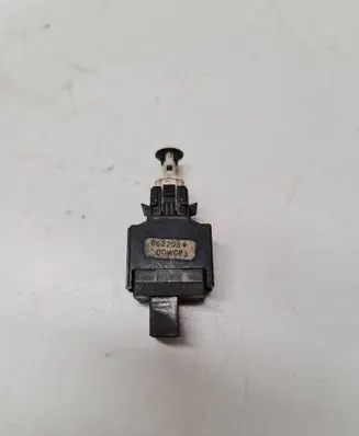 Volvo V70 Brake pedal sensor switch 8622064 00W083