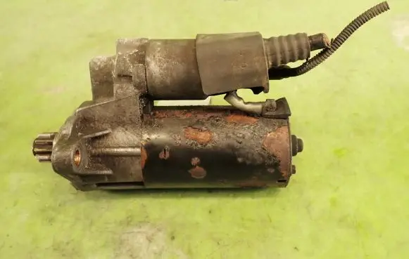 Volkswagen Touran I Starter motor