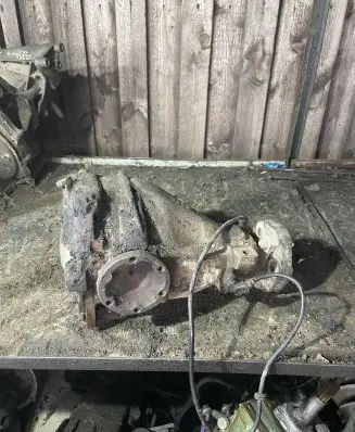Mercedes-Benz E W124 Rear differential R1243512508 1243512501