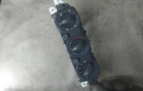 Ford Kuga I Climate control unit 7M5T19980BB P696073330 69607333