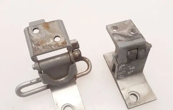 Front door hinge set