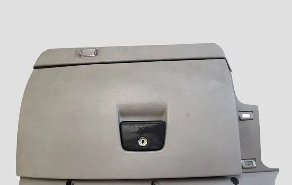 Volvo V50 Glove box set 8626141 3865