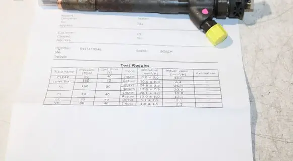 Renault Trafic III (X82) Fuel injector 0445110546 HMLGT1205R