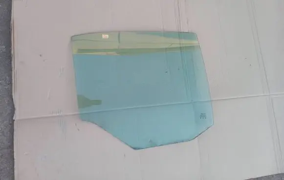 Seat Toledo II (1M) Rear door window glass 43R007022