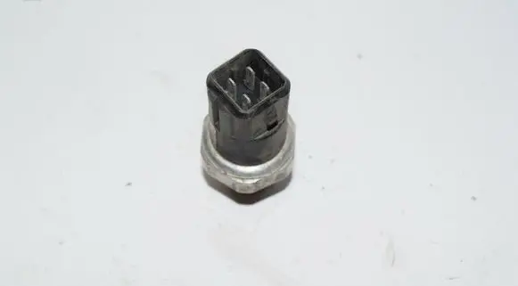 Audi A4 S4 B6 8E 8H Air conditioning (A/C) pressure sensor 8D0959482B TDP302QADG2