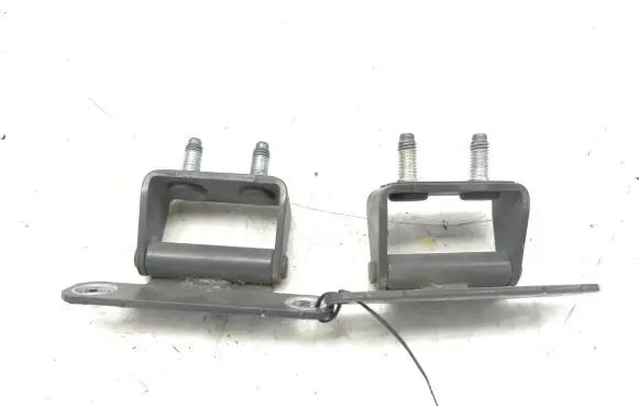Hyundai ix35 Tailgate/trunk/boot hinge ZAR9P