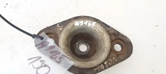 Volvo S70 V70 V70 XC Coil spring mount 306151