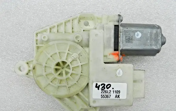 Volkswagen Golf VII Rear door window regulator motor 5Q4959812A