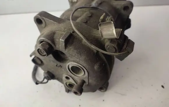 Volvo 850 Air conditioning (A/C) compressor (pump) 3545088