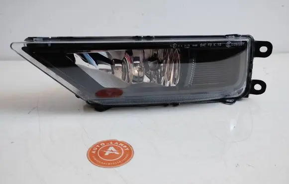 Volkswagen Tiguan Front fog light 10472050000 500000000263112 5NL941699