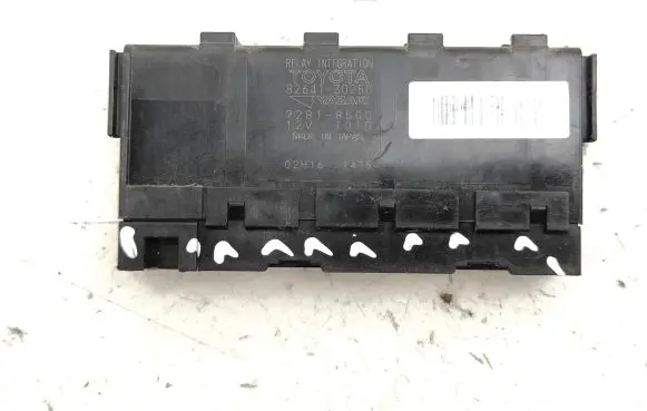 Lexus GS 300 350 430 450H Fuse module 8264130250