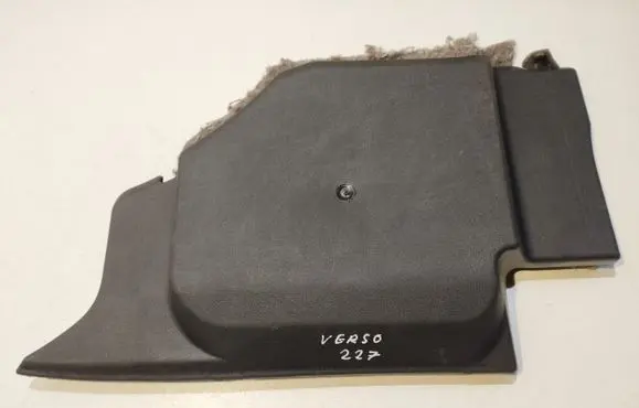 Toyota Corolla Verso AR10 Dashboard lower bottom trim panel 5560702030