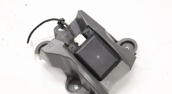 Mazda 2 Reversing camera D24H-67Y80F