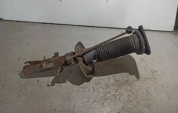 Volvo V50 Front shock absorber/damper 3M5118045EBN 31277589