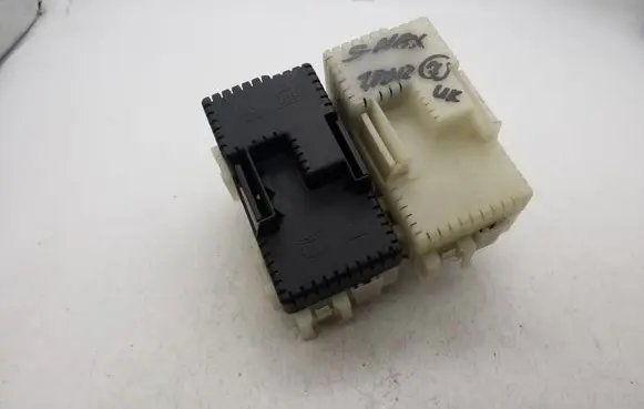 Ford S-MAX Fuse module 6G9T14K131AA 6G9T14K131BA