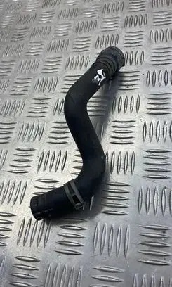 Audi A3 S3 8P Engine coolant pipe/hose