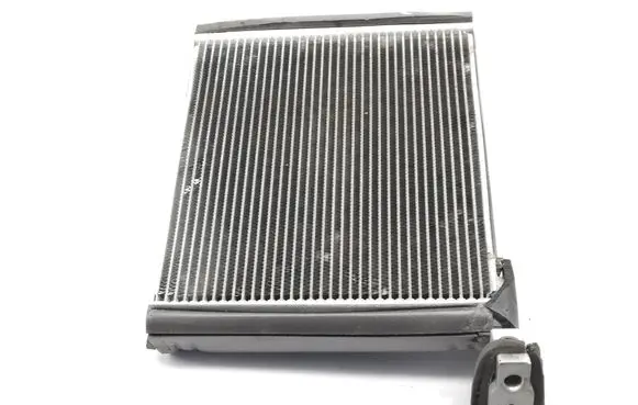 Toyota Avensis T270 Air conditioning (A/C) radiator (interior) 