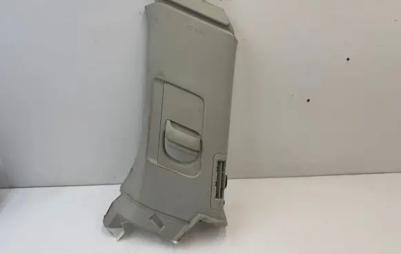 Volvo XC90 (B) pillar trim (top) 31363591