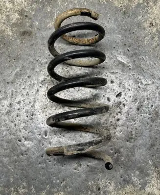 Opel Vivaro Front coil spring