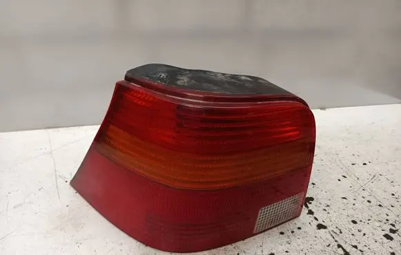 Volkswagen Golf IV Rear/tail lights 1J6945095Q 67736971