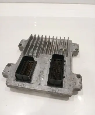 Opel Insignia A Engine control unit/module 12639891 12636386 86AATS561066013M