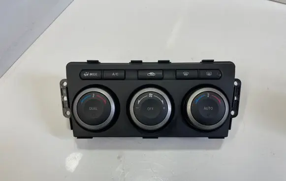 Mazda 6 Climate control unit GAP361190A GAP361190