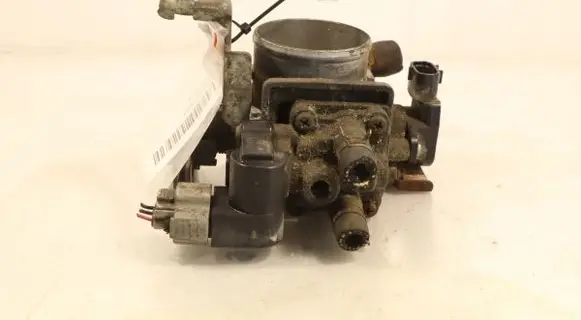 Suzuki Swift I Throttle body valve 
