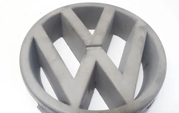 Manufacturer badge logo/emblem