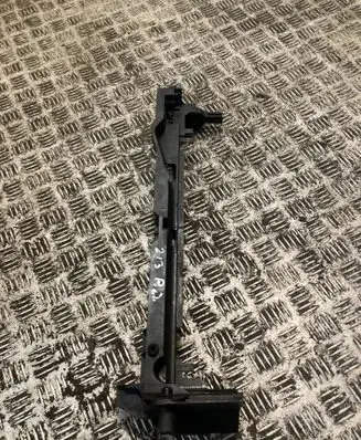 Mercedes-Benz E W213 Radiator support slam panel bracket A0995041800 0995041800