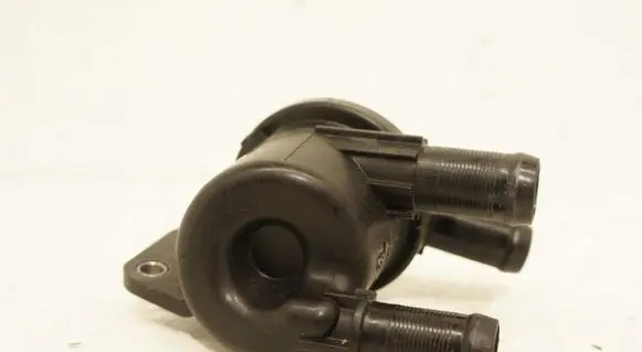 Volvo XC40 Water pump 31686567