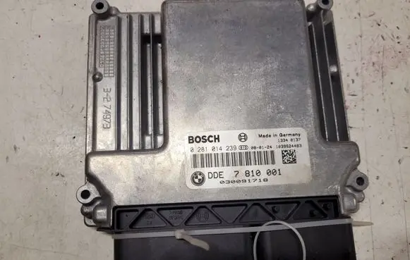 BMW 1 E81 E87 Engine control unit/module 0281014239 7810001 030091718