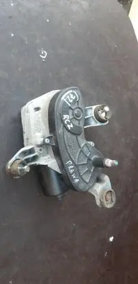 Peugeot RCZ Front wiper linkage and motor 9673484180