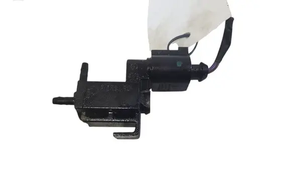 Audi Q5 SQ5 Turbo solenoid valve 037906283C