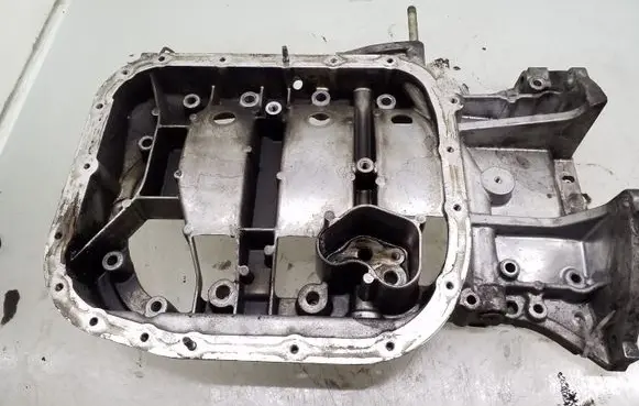 Toyota Corolla E120 E130 Oil sump 27021