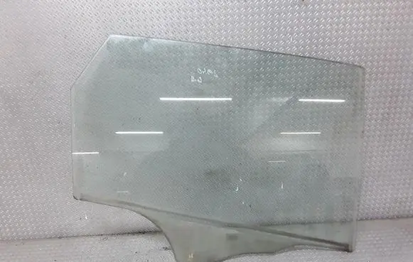 Rear door window glass