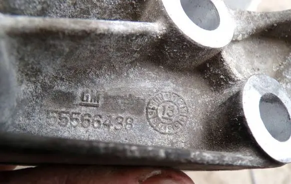Opel Mokka Gearbox mounting bracket 55566438